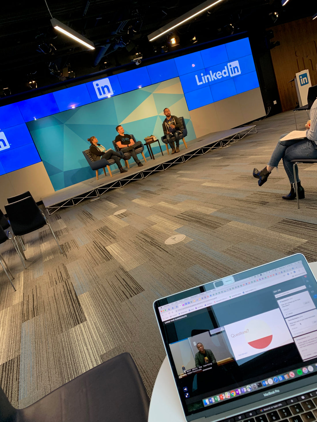 Living that #LinkedInlife Live Webinar | April 3, 2019